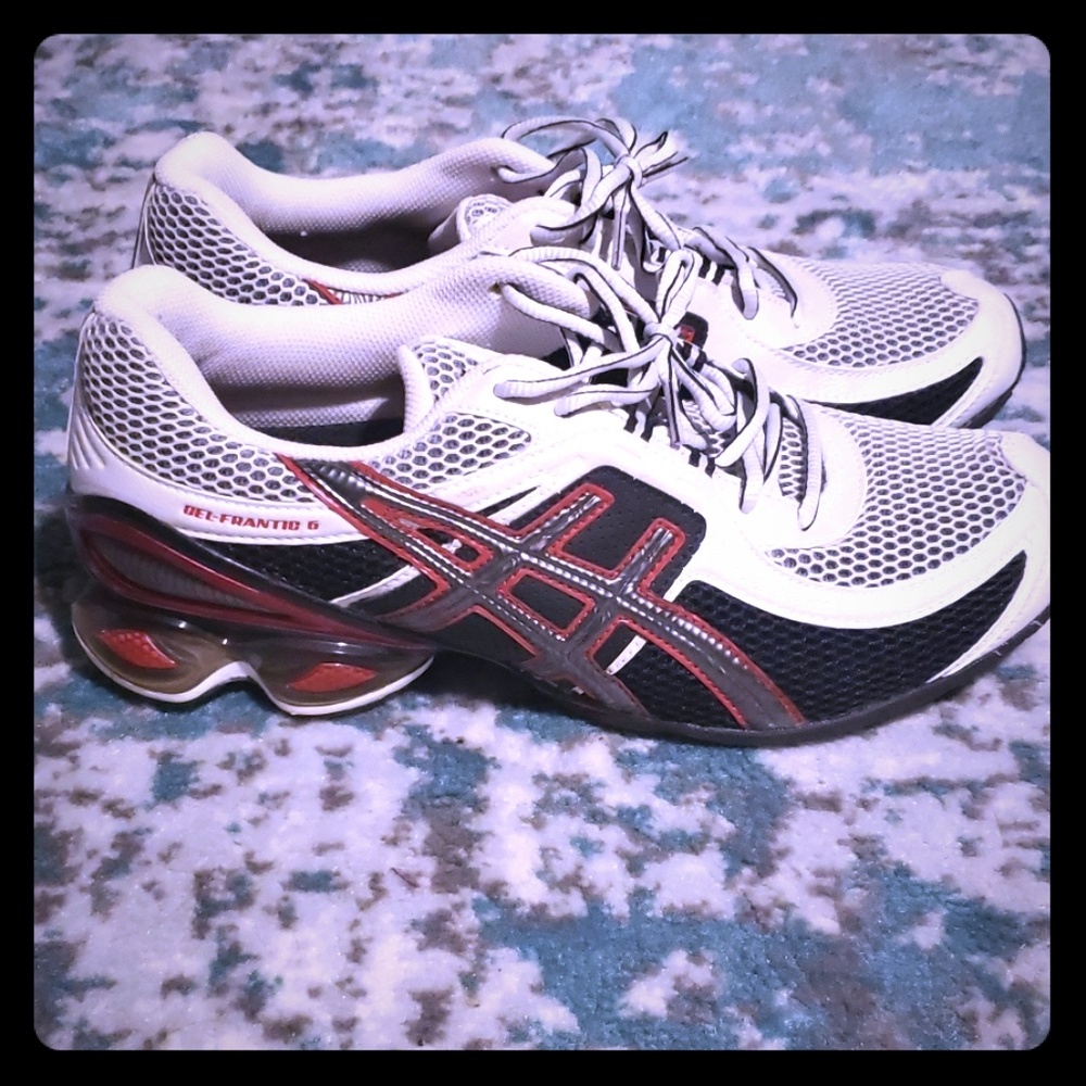 NWOT Asics Gel Frantic 6